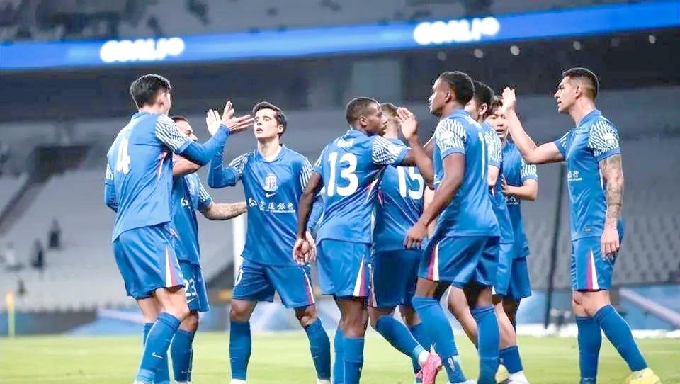 龙珠大特兰克斯 龙珠大特兰克斯