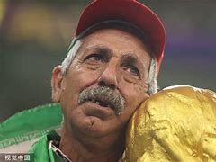 转折点法兰克福遗憾出局，法甲关键时刻攻防权衡，引发热议，细节决定成败